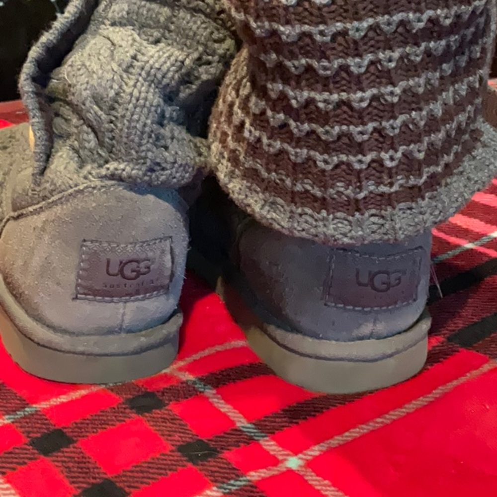 Dark grey knit UGGS - Picture 6 of 7